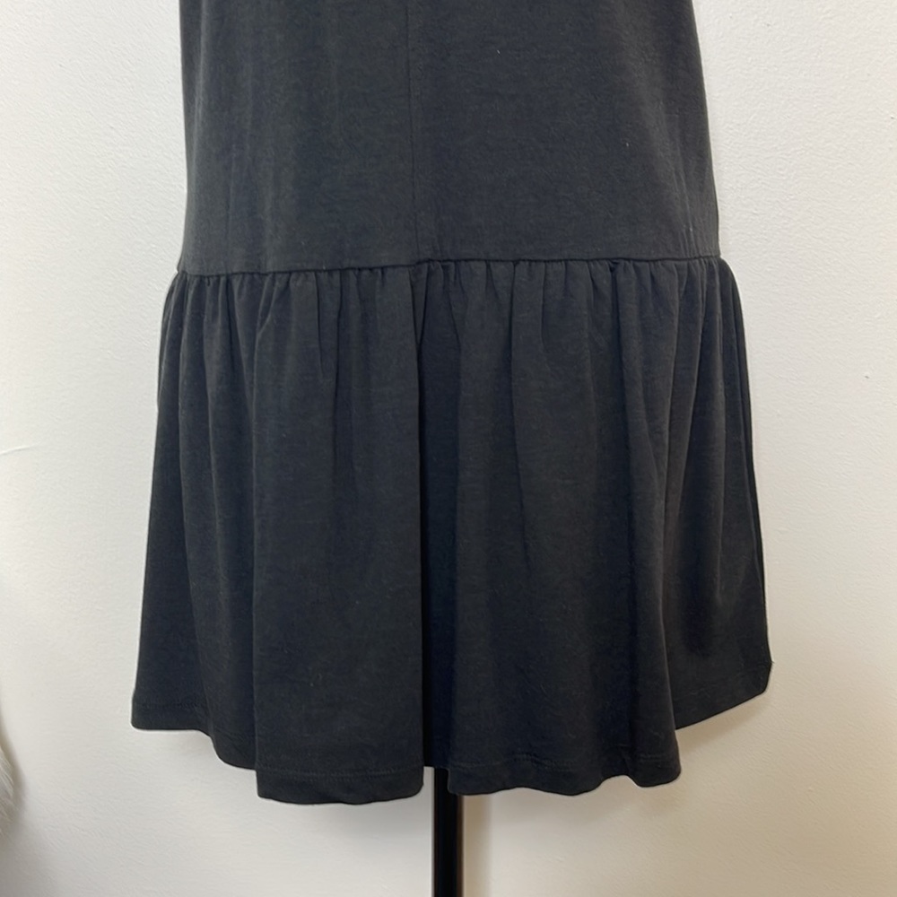 💕Only 3 left- sassy little black dess💕 - Picture 3 of 6